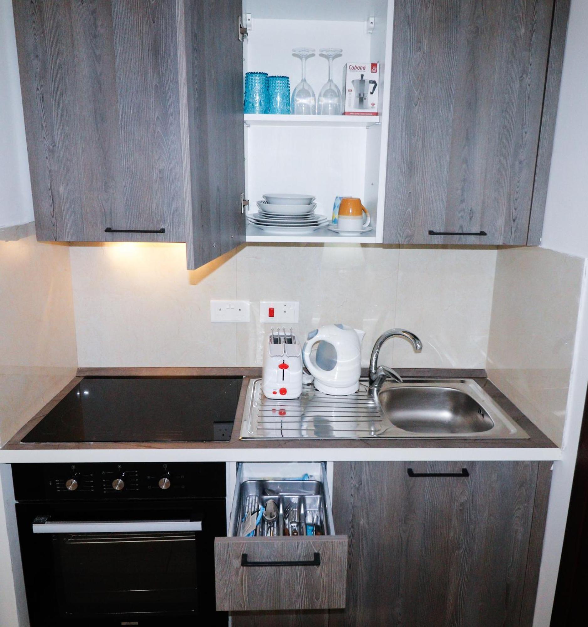 Napoli Suites Studios Aparthotel سانت جوليان المظهر الخارجي الصورة
