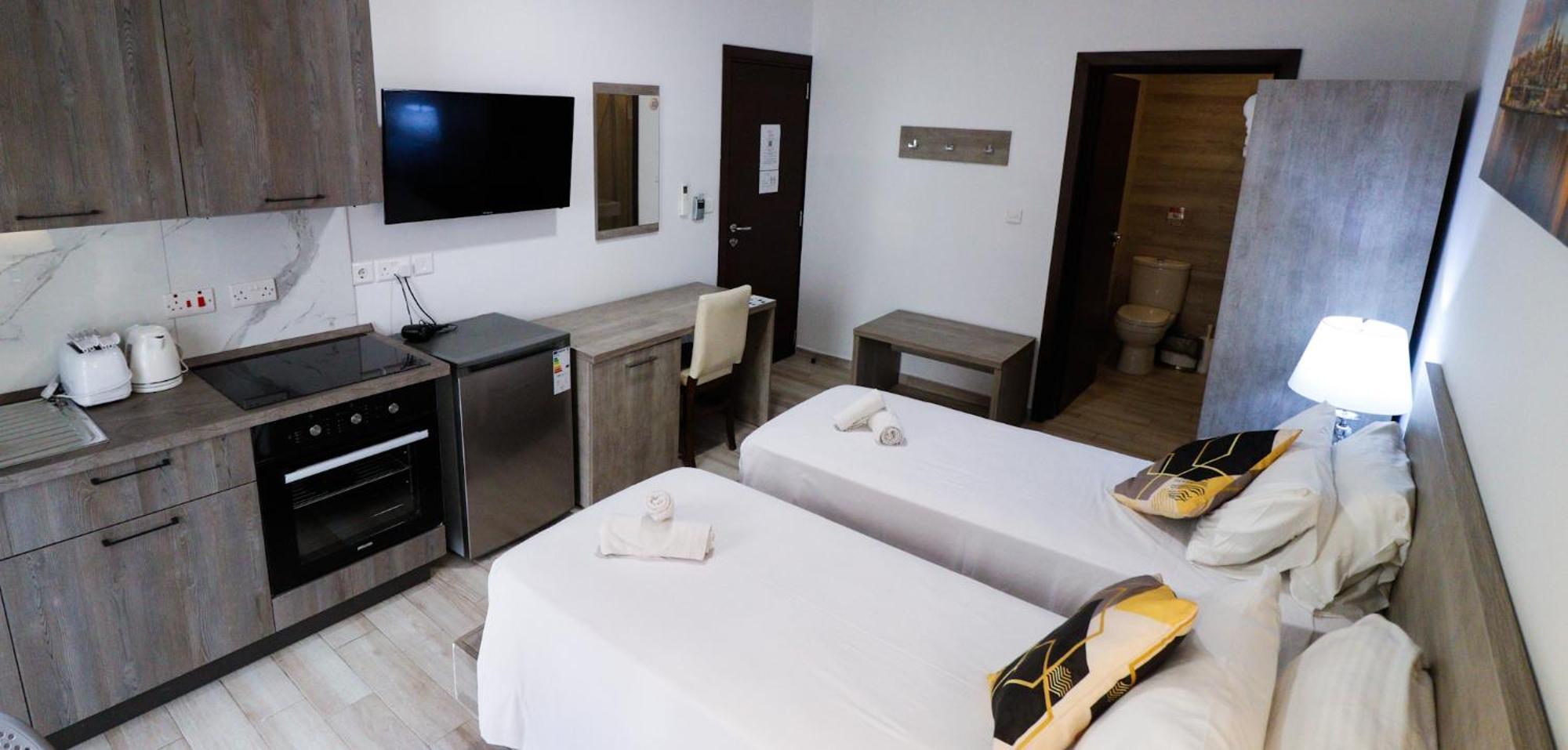 Napoli Suites Studios Aparthotel سانت جوليان المظهر الخارجي الصورة